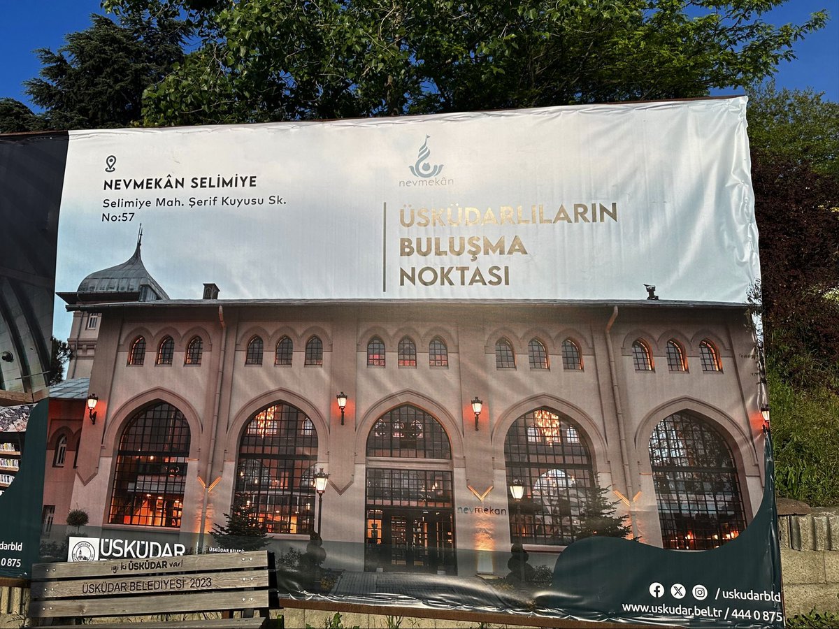 Her yere reklam afişleri asıyorsunuz… Selimiye’de çok güzel ama burası Bağlarbaşı olacaktı. ✅ Düzeltirseniz iyi olur @uskudarbld Nevmekan’ların hepsi birbirinden özeldir. Bu arada hepsini biz yaptık. Onlar konuşur, AK Parti yapar! 💯 @osmannnurika @hilmiturkmen34
