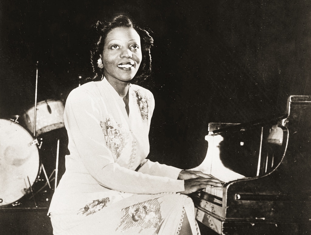 On this day in 1910 #pianist/#vocalist #MarylouWilliams was born.

#piano #vocals #keys #singer #jazzpianist #jazzvocalist #jazzpiano #jazzvocals #pianoplayer #jazzsinger #pianoplayers #jazzvocal #jazzsingers