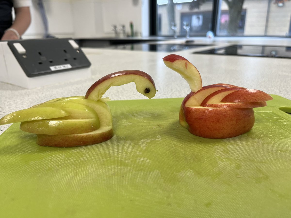 Knife cuts ! Apple swans with year 9