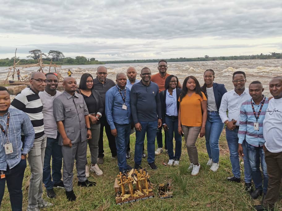 Habari Kisangani!
Un grand plaisir d'être allé à la rencontre de nos clients, partenaires &amp; équipes dans la région du Grand-Nord. Merci pour cette belle énergie et votre engagement au quotidien pour faire de <a href="/Orange__RDC/">Orange RDC</a> le leader de la zone #LeadTheFuture #LeadTheMarket #OneTeam