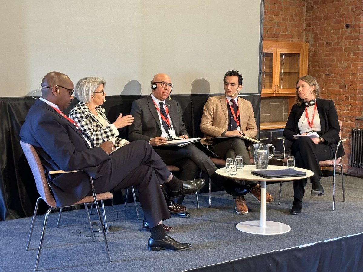 Yesterday, I continued my tour through 🇪🇺 Member States to meet fellow Horn envoys in Stockholm🇸🇪 and attend @SIPRIorg‘s #SthlmForum. Glad to have taken part in substantive panel on Red Sea security in a time of disorder.