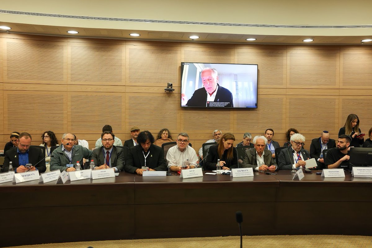 Diaspora Affairs Committee holds urgent meeting on antisemitism on university campuses abroad; MK Forer, chair: Israel must invest funds, resources to neutralize this threat main.knesset.gov.il/en/news/pressr…