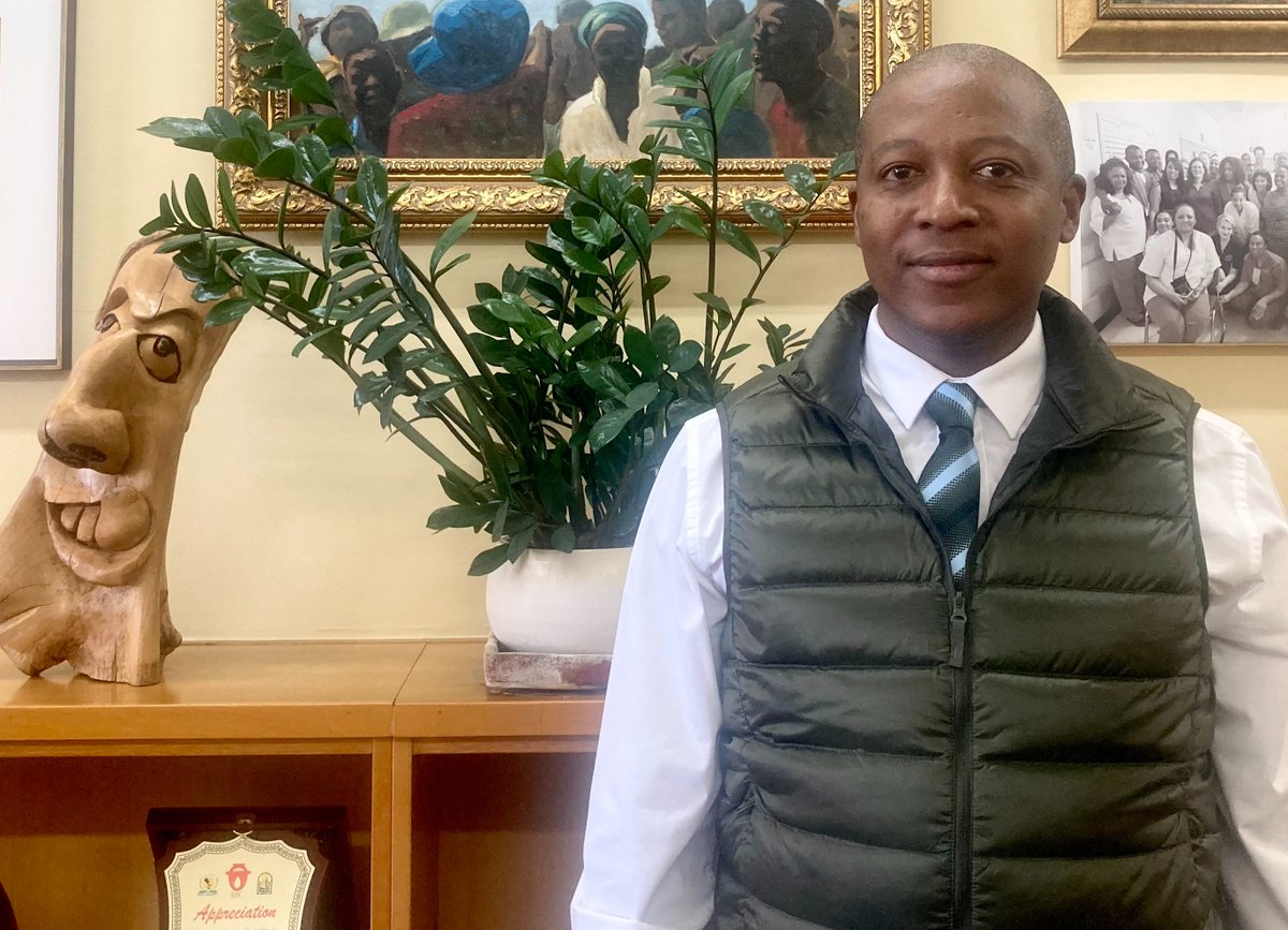 A humanist with an unblinking gaze – Professor Ntobeko Ntusi takes the hot-seat at the South African Medical Research Council Prof @ntobekon may be softspoken, but he is not afraid to stand by his strongly held views. As he is set to take up the hot-seat at the country’s primary