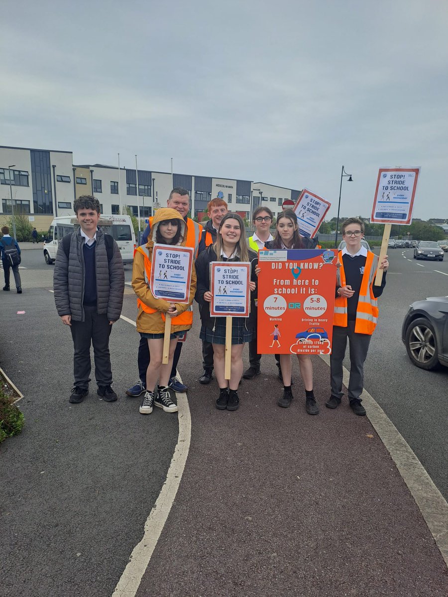 Active Travel Update: The number of cars is still moving in the right direction. Big thank you to Mr Williams for coming out to support us. Only a few weeks left, remember to try ditch the car and walk to school.