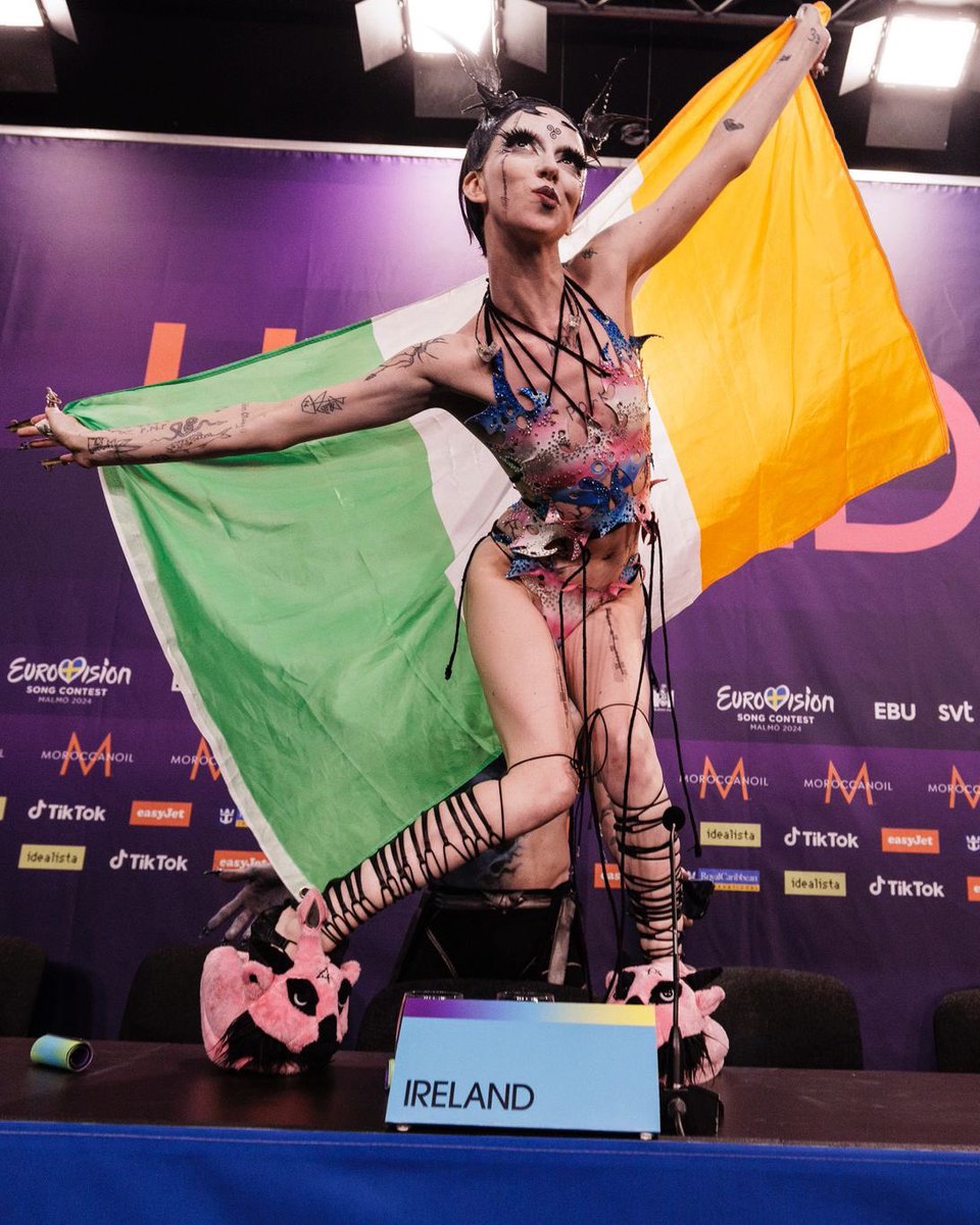 About last night 🇮🇪👑 So proud of our witch 🖤 📸: Andres Poveda #CrownTheWitch #Eurovision2024