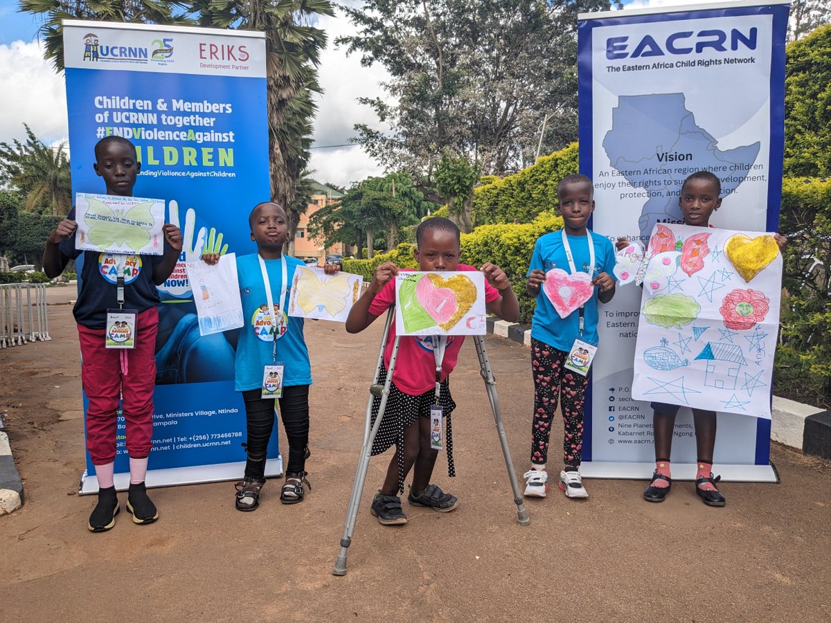 Day three3️⃣ of the annual #children's advocacy camp in Uganda🇺🇬. #Children express their different rights using art🎨🖌️.