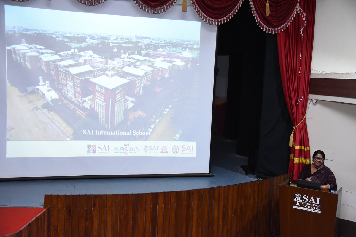 Dr. Silpi Sahoo, Chairperson of SAI International, recently conducted an inspirational and motivational session with the students of Class XI as the new academic session kicked in. 
#Inspiration #MotivationalSession #NewPerspectives