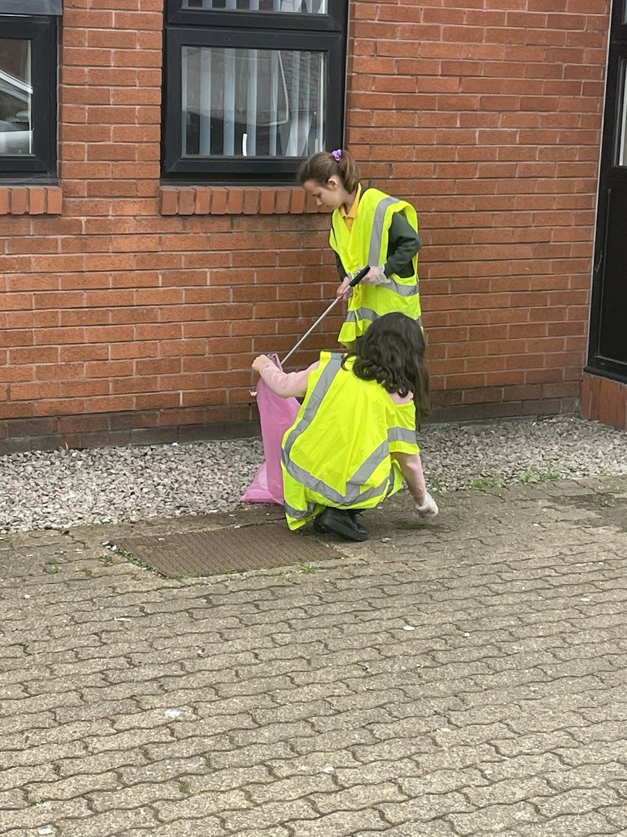 GladstonePS Cardiff tweet media