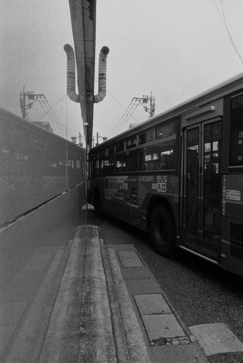 『バスタ』
#film #filmphotography #自家現像
#35mmfilm  #streetphotographey 
#monochrome #bnwphotography 
#フィルム写真 #モノクロ写真