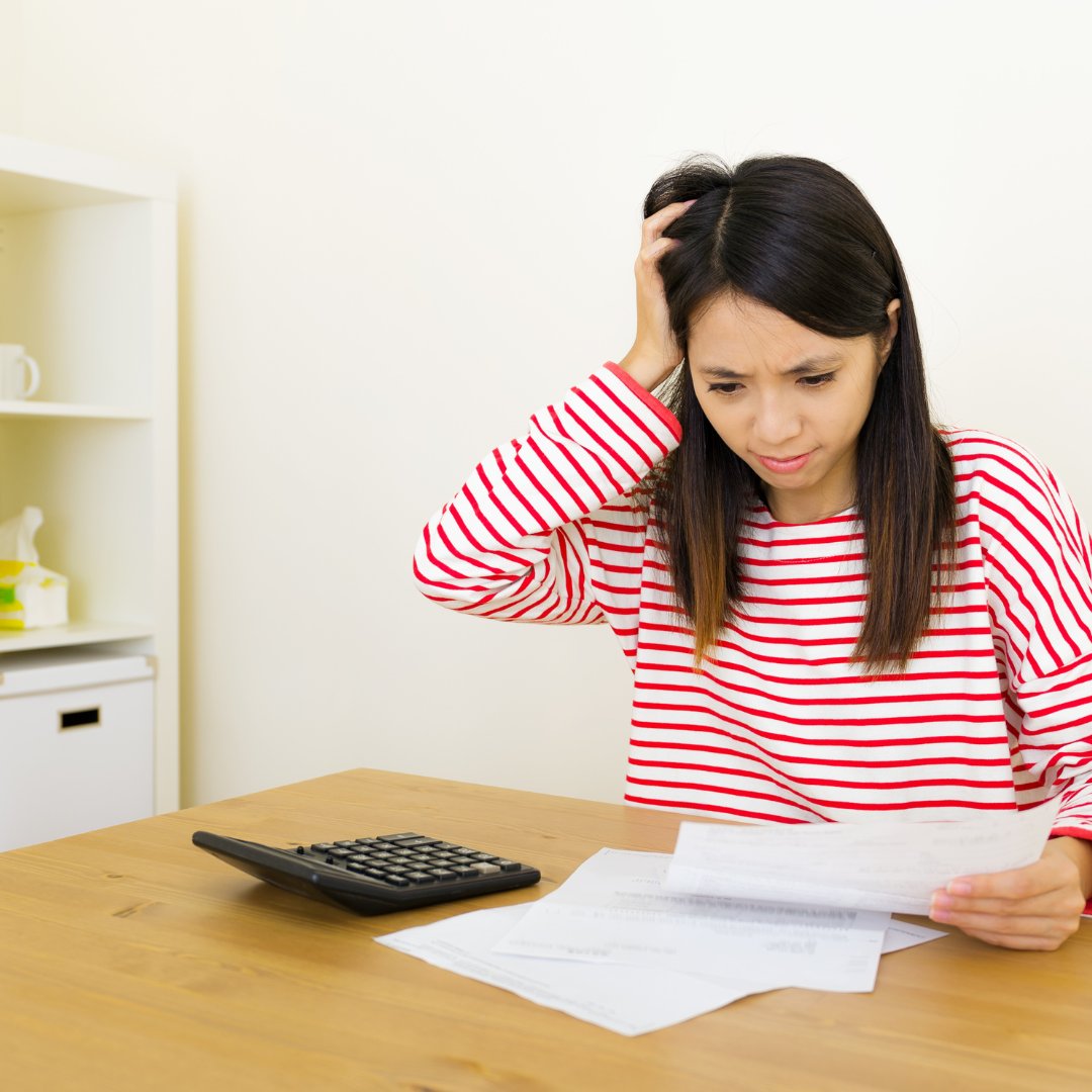 Expenditure: This is the money your business spends to keep running.  It's the money going out!  💰   Examples include rent, salaries, supplies, marketing costs, and taxes.

Expenditure is like having holes in the bucket. The more you spend, the faster the water drains!