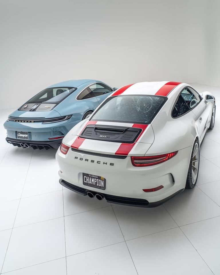 The special ones ♥️ 911R vs 911S/T