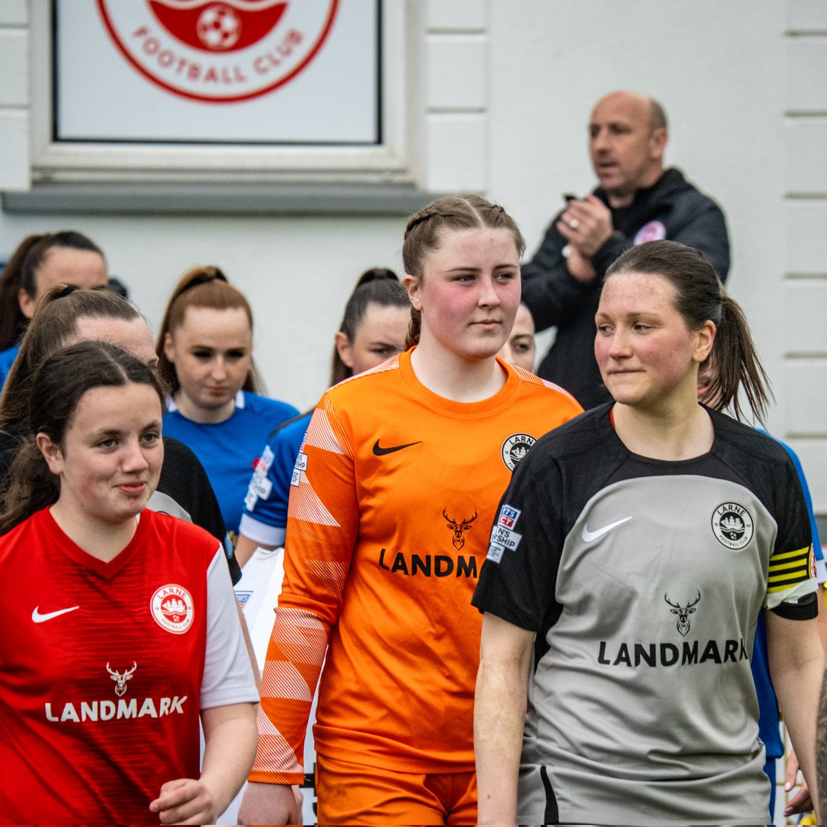 𝗔 𝗳𝗮𝗺𝗶𝗹𝘆 𝗮𝗳𝗳𝗮𝗶𝗿 🏡

A community fun day partnered with the start of our #SportsDirectPrem campaign made it a great day all round at Inver Park on Sunday 😀

#WeAreLarne #ForTheTown