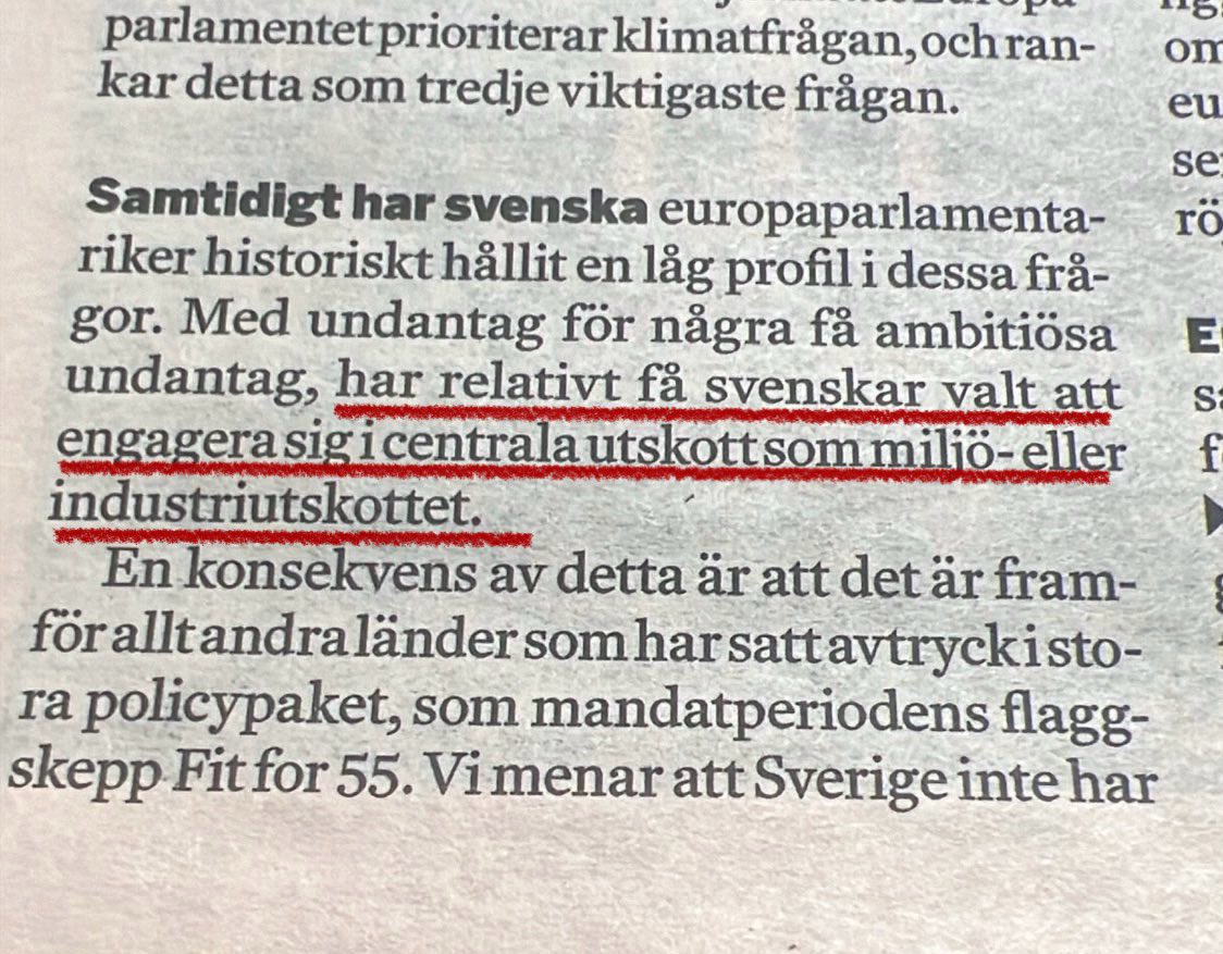 Dag Elfström (@ocgb86) on Twitter photo Nu klagar <a href="/energiforetagen/">Energiforetagen</a> på att ”relativt få” svenska ledamöter engagerar sig i EPs miljö- respektive industriutskott.
Det måste faktiskt sägas vara objektivt fel. Alla åtta svenska partier har denna mandatperiod haft ledamöter i något av dessa utskott. Nu klagar <a href="/energiforetagen/">Energiforetagen</a> på att ”relativt få” svenska ledamöter engagerar sig i EPs miljö- respektive industriutskott.
Det måste faktiskt sägas vara objektivt fel. Alla åtta svenska partier har denna mandatperiod haft ledamöter i något av dessa utskott.