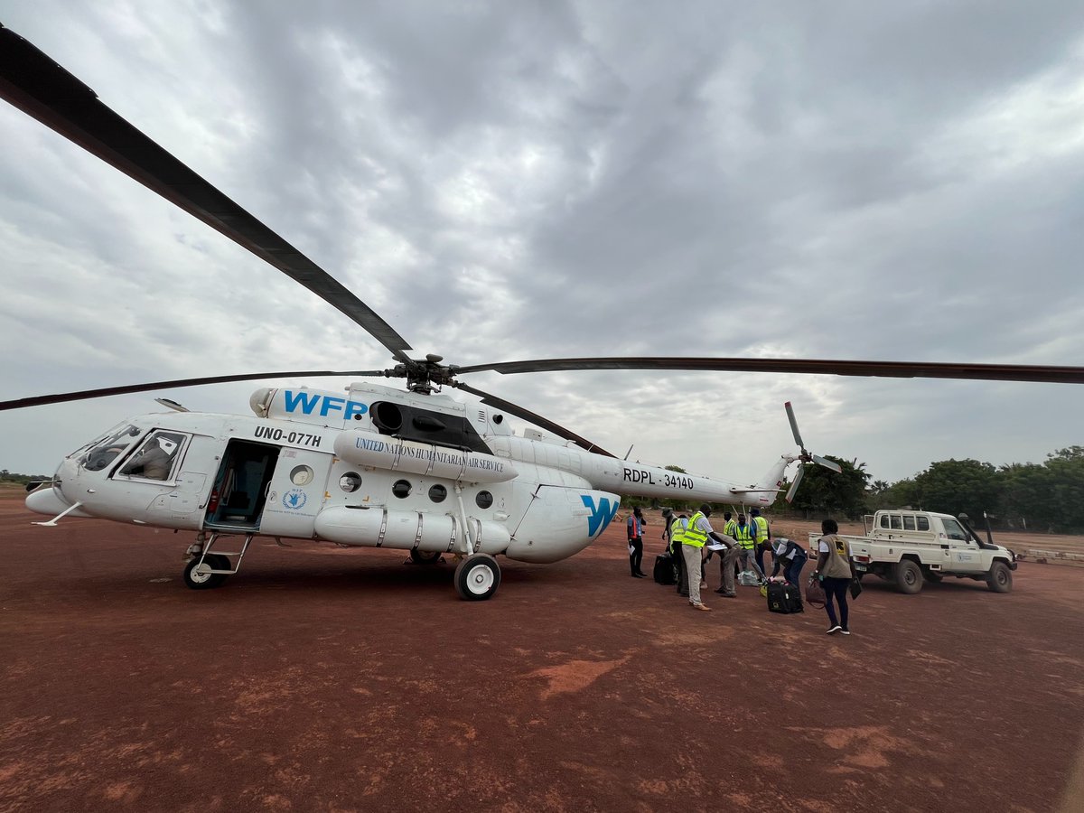 #Aviation: Growing up, Charles Oketa enjoyed seeing the WFP logo on Airplanes flying over South Sudan. He dreamt of joining the aviation industry His dream came true in 2014 when he joined @WFP_UNHAS Two decades after its founding, #UNHAS is powering dreams in🇸🇸 & 🌎 #UNHAS20