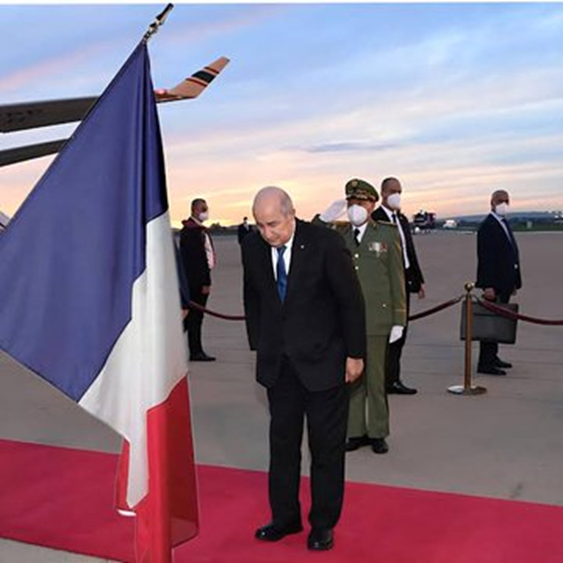 EuropeanArabic's tweet photo. @MilitaryDz عِلم المقارنة يتطلب مقارنة شيئين تجمعهما أشياء مشتركة.وجب إذا مقارنة إسرائيل و"جزائر1962"فما يجمع النظامين الاستعمارين كبير وعميق جدا.فقد صنعت إسرائيل في1948بأراضي فلسطينية،سورية وأردنية،وفي1962صُنعت"جزائر1962"بأراضي مغربية،تونسية،ليبية..وكلاهما ي��من بالحدود الموروثة عن الاستعمار https://t.co/E2eJBG8VrV