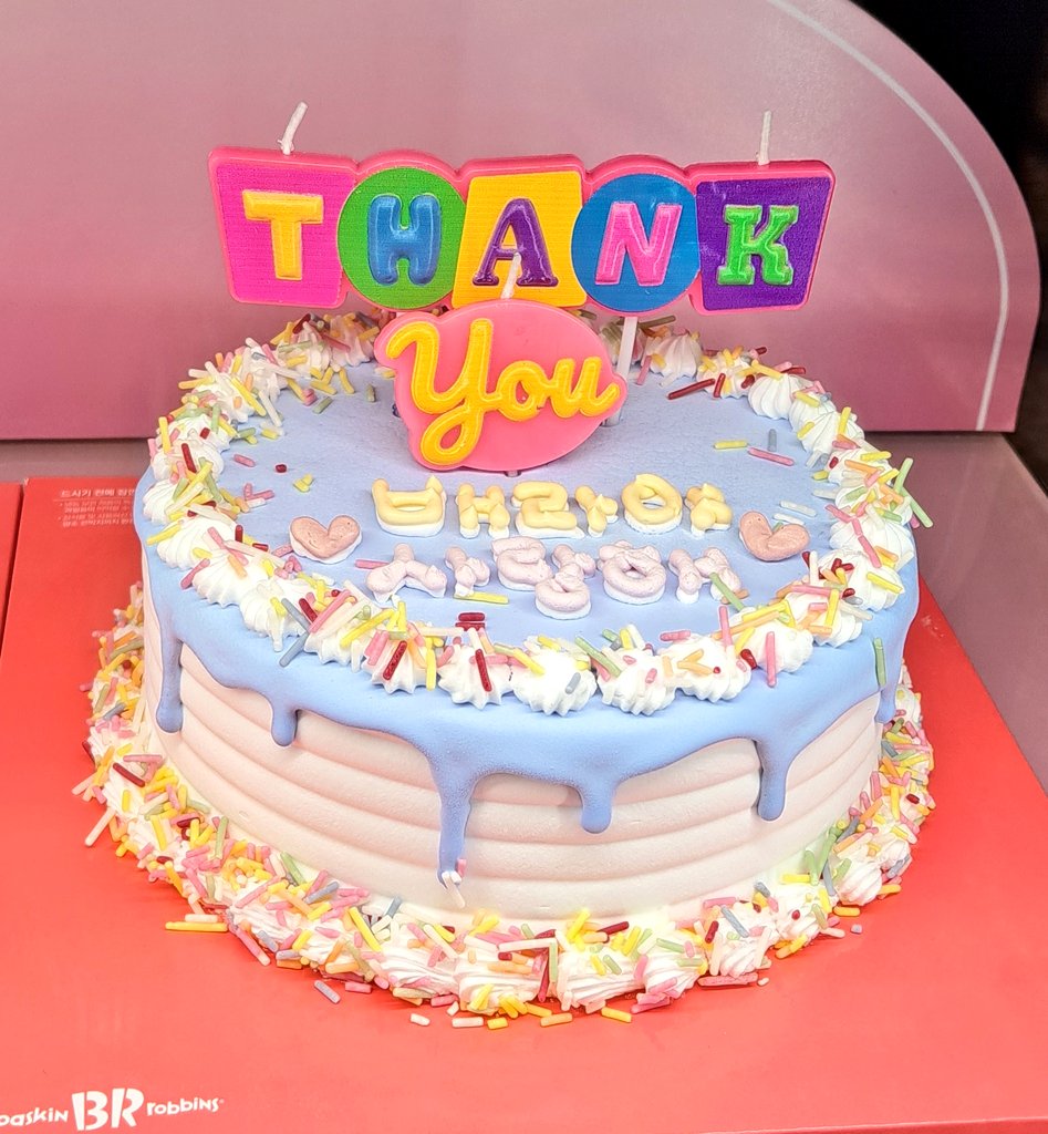 DFIg2apAnI5aoHY's tweet image. ソウル中にあるTWOSOME✨
31だって日本のとはレベチ❗
来たら必ず食べることにしてる美味しさ♥️
日本は着色料とかがあかんのかなぁ
#ATWOSOMEPLACE #RedVelvetcake 
#韓国ケーキ