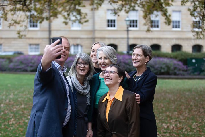 A selfie-worthy moment - a Tas Greens team of *six* in lutruwita/Tasmania’s Parliament. Thanks to the people of our beautiful capital city, we now have Greens in both Houses. As always, we will work hard to honour that trust. 🦜 #politas (Pic by Karen Brown)