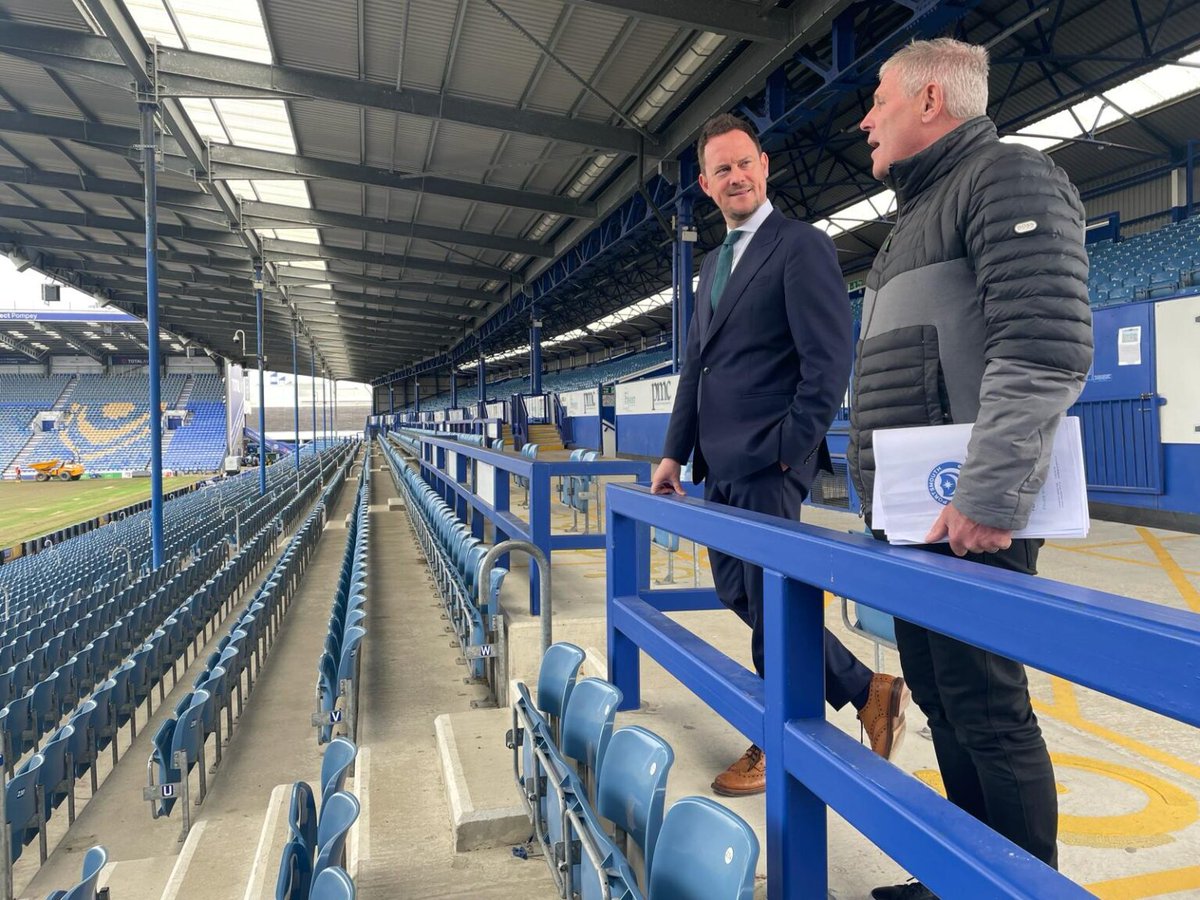 The first football club in the UK to support Prostate Cancer UK and provide male incontinence bins at their stadium, to tackle the taboo and give fans proper access to essential facilities. 
Well done @pompey 👏

#pompey #portsmouthfc
