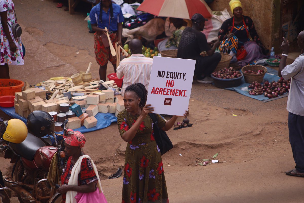 A group of Community Power Voices from @ahfugandacares are currently holding a press conference to advocate for fairness and equity within the #WHOPandemicAgreement . @WHOUganda #NoEquityNoAgreement #HealthEquityNow