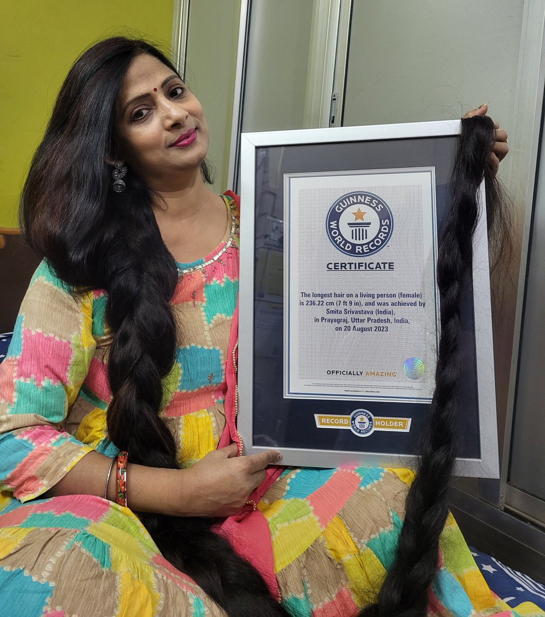 #Guinness World Records 🌎 
#guinnessworldrecord #hair #blackhair #hairinspiration #longhair #longhairqueen #naturalhair #braid #Achievement #Record #holder