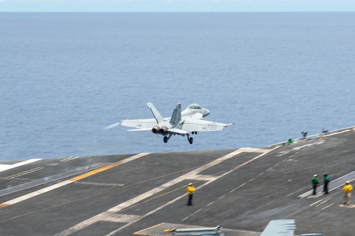 Sailors conduct flight operations aboard the Nimitz-class aircraft carrier USS Theodore Roosevelt (CVN 71). Theodore Roosevelt, flagship of Carrier Strike Group Nine, is underway conducting routine operations in the U.S. 7th Fleet area of operations. #USNavy | #ForgedByTheSea