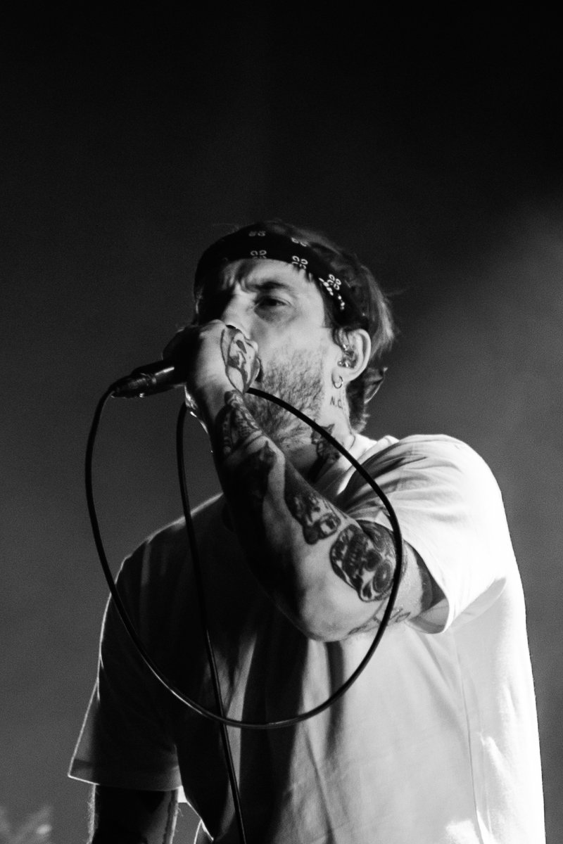 rmdowd's tweet photo. 🔥@idlesband tonight in Seattle. 🔥 https://t.co/Gh0ARk5YQF