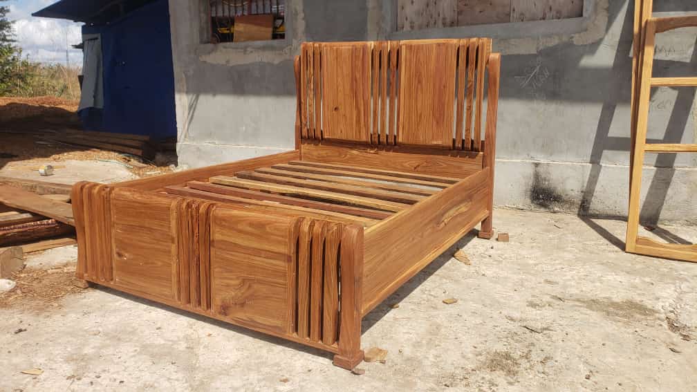 Teak wood #hardwood available now. #Ad Nunua mbao ngumu kuongeza muonekano mzuri wa samani zako. Size - 2*8 Tsh 60,000/= 8-9 ft Size - 2*6 Tsh 40,000/= 8-9 ft Contact: 0689001102 #daressalaam #business #economic #tanzania #faniture