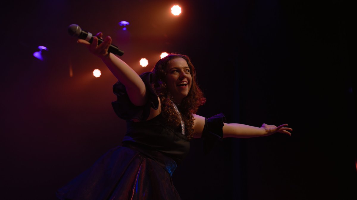 Cassie Sama 👾 STREAM BEYOND THE RACELINE tweet media