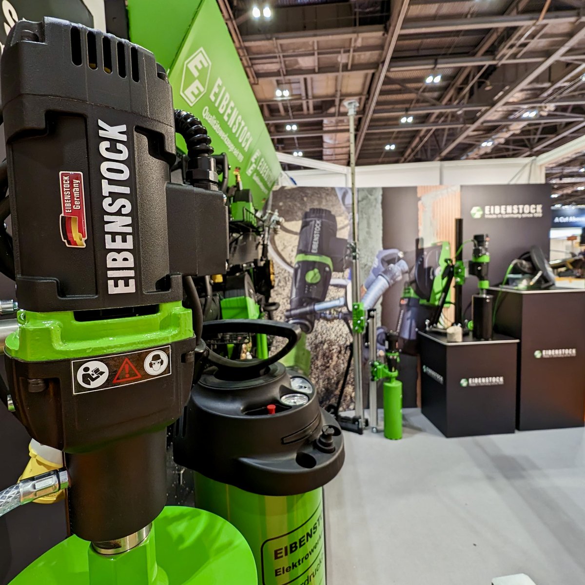 EIBENSTOCK_PT's tweet image. In the next two days we will be in London 🇬🇧 at the @concrete_expo. Come along and have a look at our innovative solutions 👉 Stand CE302 @eibenstock_uk

#concretecutting #concretetools #diamondtools #constructiontools #civilengineering