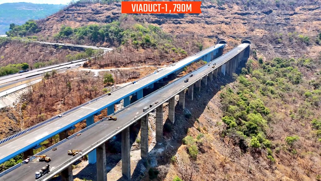 Mumbai-Pune #Expressway Missing Link Project update. The deadline for the project has now been pushed to March 2025. But one must note that building this cable stayed viaduct is pretty challenging due to the rapid wind currents and the depth of the valley. The pylons for the