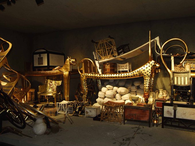 Happy Birthday, Howard Carter, who discovered Tutankhamun’s tomb in 1922.  
See 1,000 Perfect Replicas of Objects Unearthed From King Tut’s Tomb smithsonianmag.com/smart-news/see… #Wizhead #KingTut