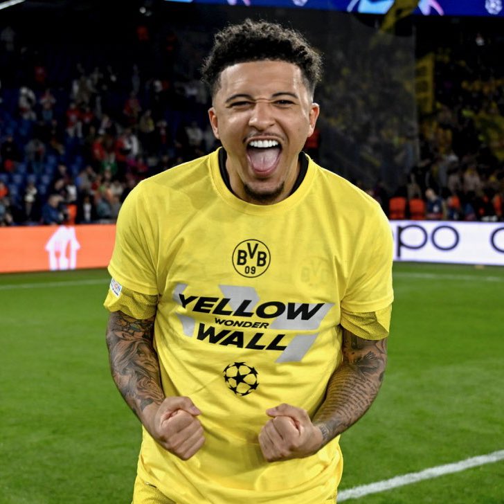 Nbc_Epl's tweet photo. I think it's fair to say Borrusia Dotmund manager outclass Erik ten hag and Arteta this season champions league campaign, someone didn't qualify for the last 16 and other one didn't qualify for semi final,the point is Dotmund didn't spend much as United and Arsenal did levels 😭! https://t.co/3SP6cs1hIN