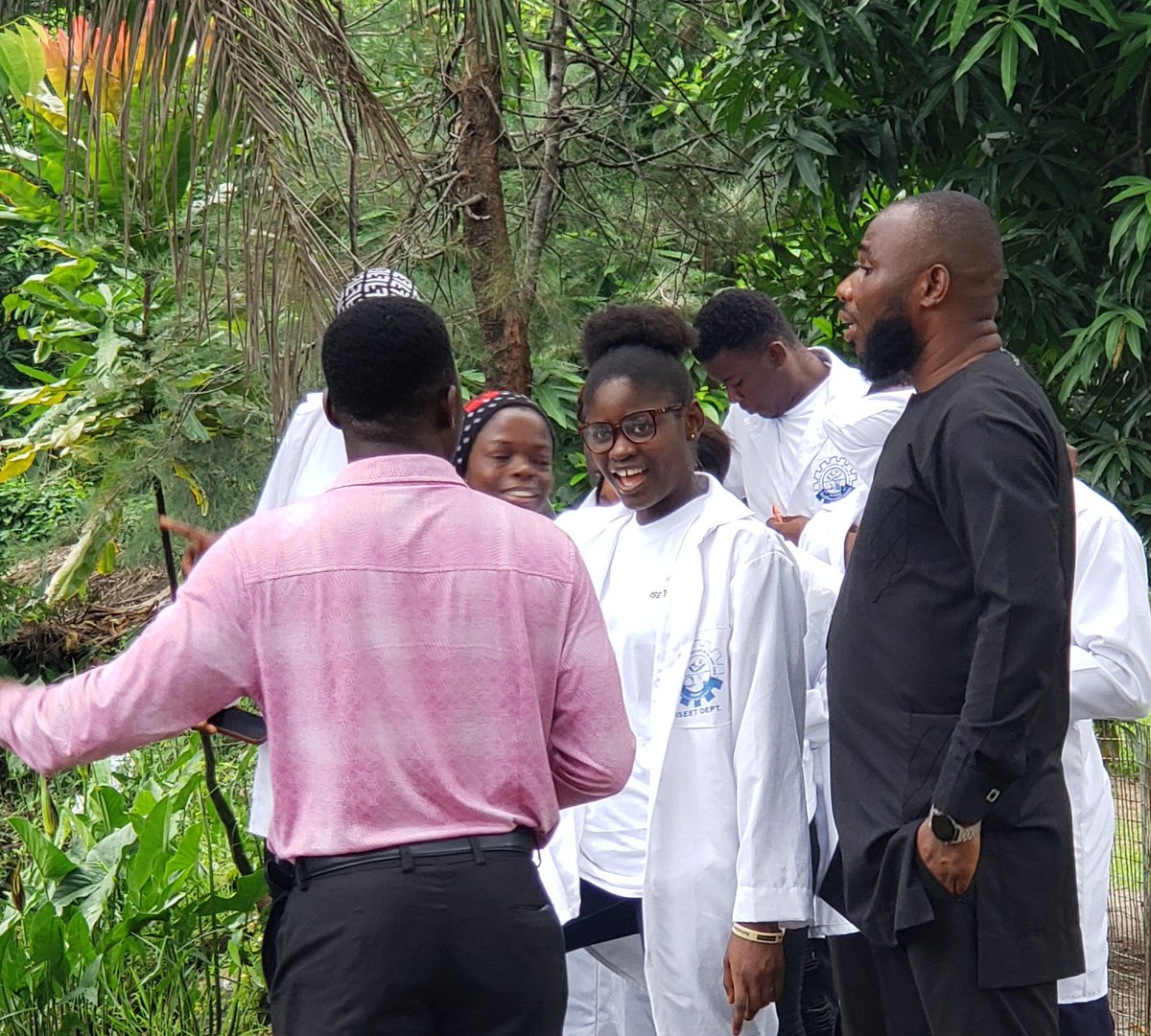 We had the INDUSTRIAL SAFETY AND ENVIRONMENTAL ENGINEERING TECHNOLOGY DEPARTMENT (ISEET) of the FEDERAL POLYTECHNIC OF OIL AND GAS, BONNY visit the park for some Insight. 

#FINIMANATUREPARK #ncfeducation #NatureAppreciation