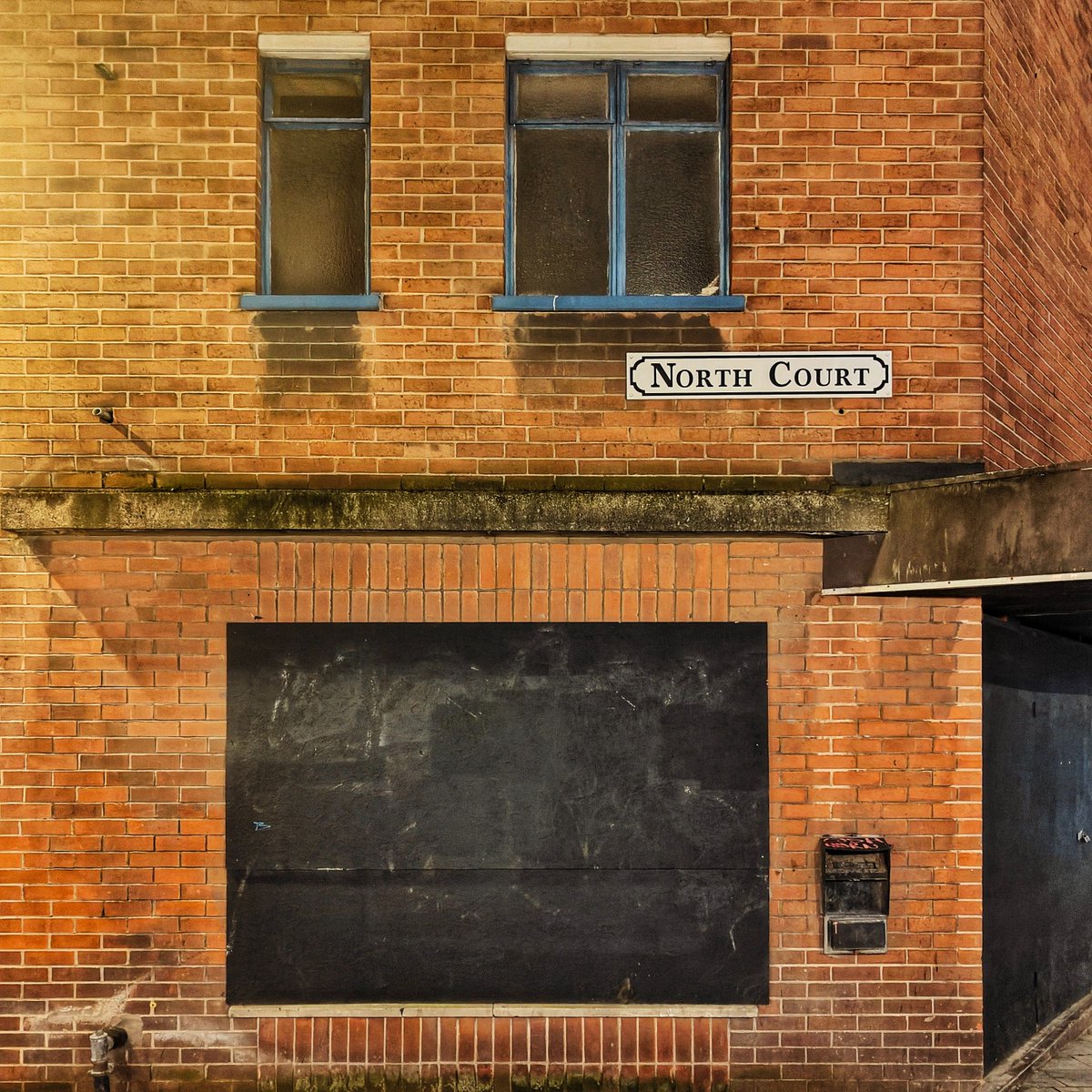 #WindowsOnWednesday In association with The Street Signs of Leeds, North Court