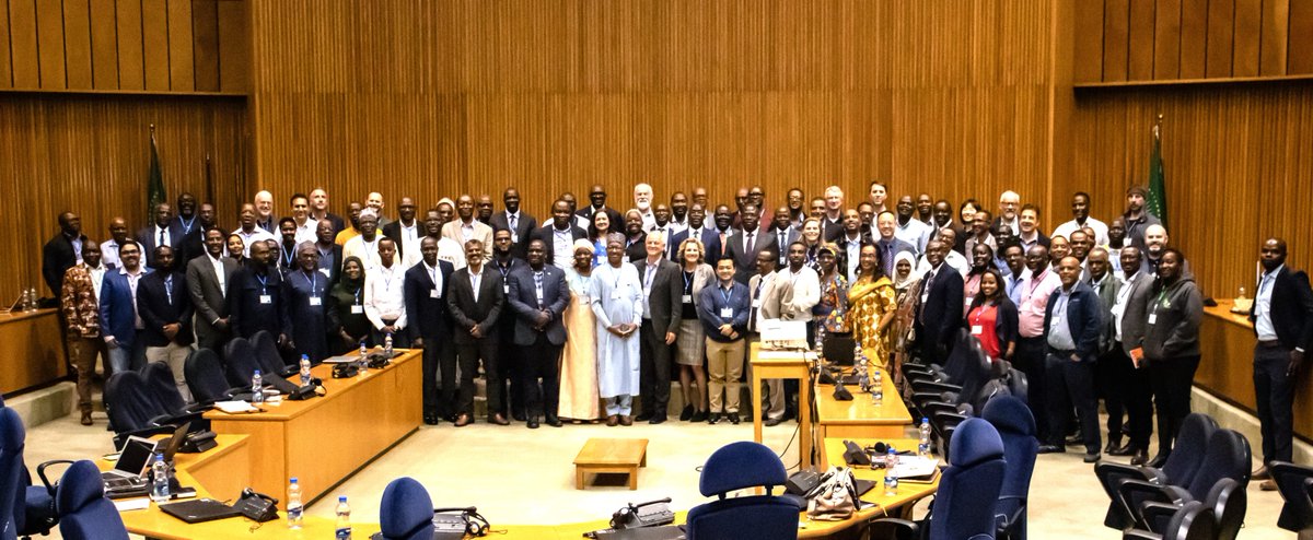 The Embassy of 🇨🇭 collaborated with the @_AfricanUnion in launching the Integrated Seed System Development Program @ISSD_Africa with a focus on the #HDP Nexus under the umbrella of the Africa Seed and Biotechnology Partnership Platform.
