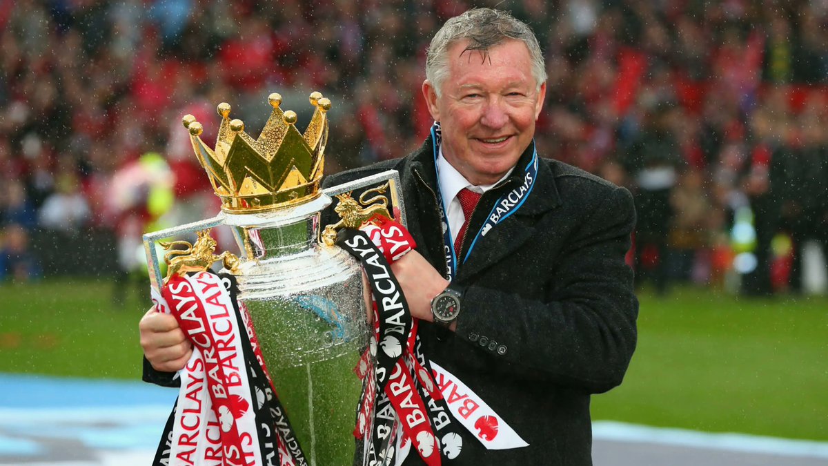 🔙 On this day, 11 years ago, Sir Alex Ferguson officially announced his retirement.

A sad day for Manchester United football club, one they haven't recovered from. 

#halamadrid #PremierLeague #RealMadrid #ManUtd #CRYMUN