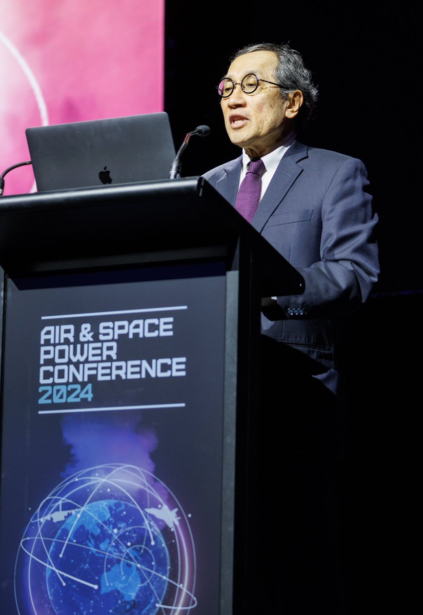 A very insightful and valuable presentation on regional dynamics and strategic developments at the 2024 Air and Space Power Conference with insights from Mr. Bilahari Kausikan, former Permanent Secretary of Singapore's Foreign Ministry. #ASPCon24 #AusAirforce