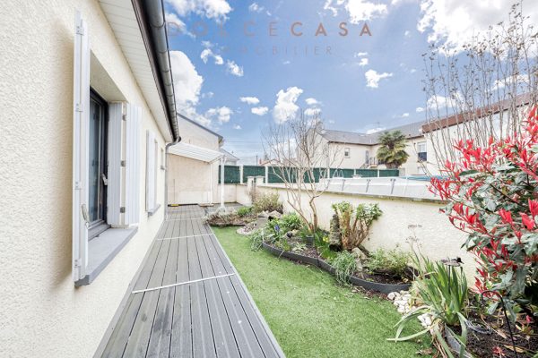 Maison NEUILLY SUR MARNE (93330) 303 000 € Superficie : 63.69 m² |  Nombre de pièce : 3 | Nombre de chambre : 2 #realestate #paris #realtor | contact 06 21 01 77 13