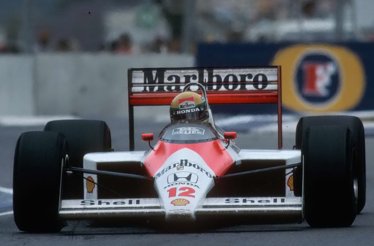 The way it was 1988. Australia GP,Aderaide.
Mr Ayrton Senna with Mclaren MP4/4 Honda RA168E V6 Turbo.