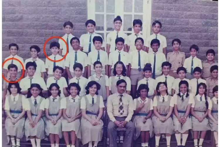 Hrithik Roshan, John Abraham were schoolmates. Old pic goes viral

#HrithikRoshan #Johnabraham 

indiatoday.in/movies/celebri…