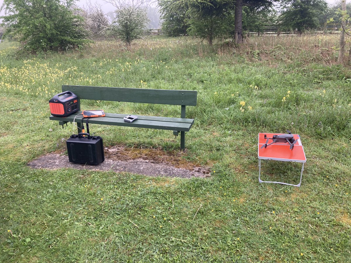 Lovely day for a traffic survey.
#dronelife
#traffic