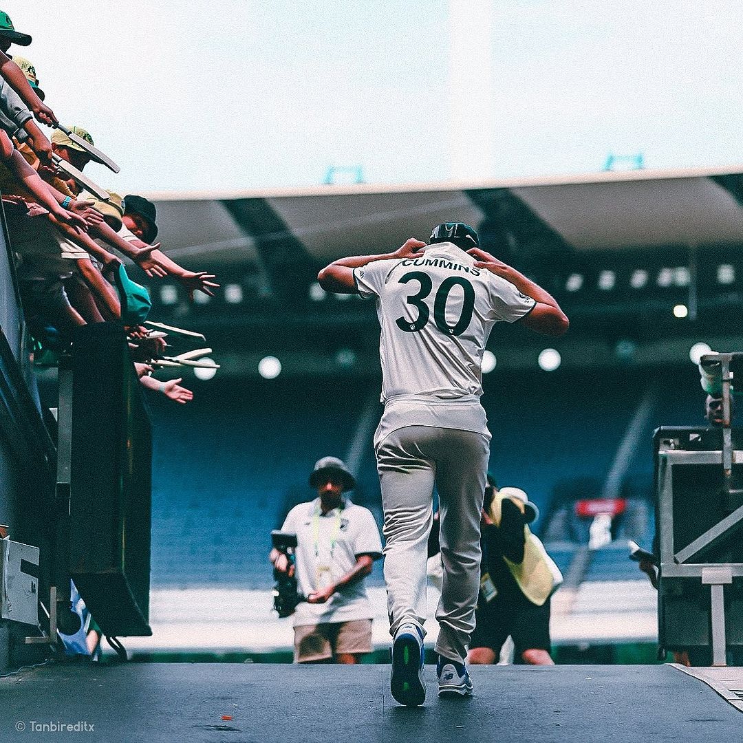 GillDevotee's tweet image. -WTC 2023
- WC 2023 
- Ashes 2023 
- Best season as a debut Ipl captain
- Best bowler in all three formats

Happy birthday James Patrick Cummins👑🐐💥

#WTC2023 #WC2023 #PatCummins