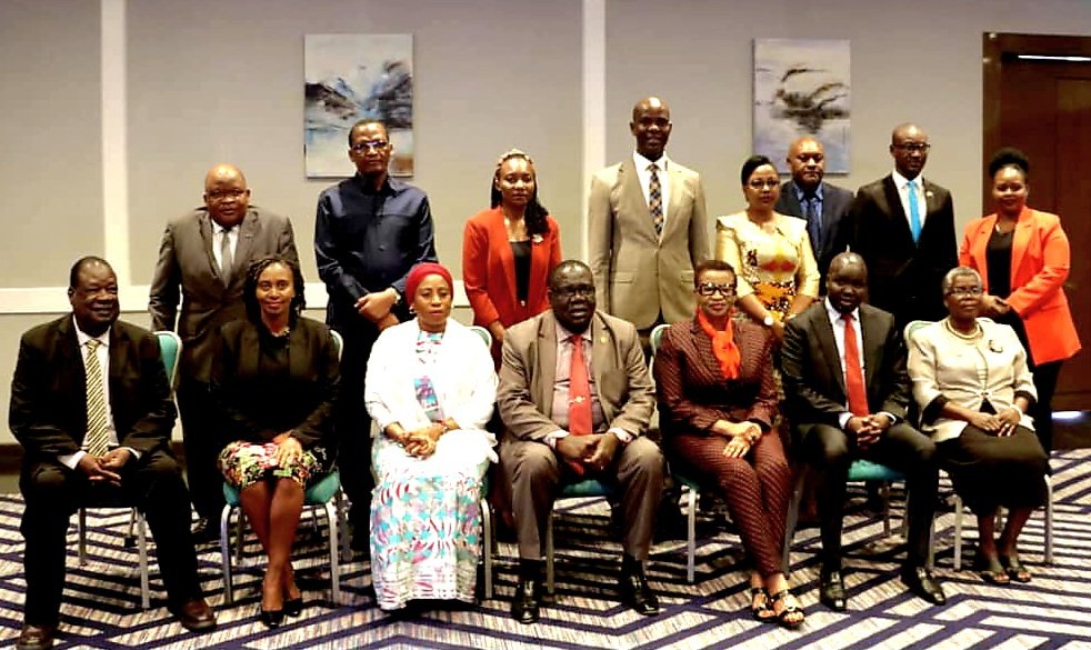 24th Ordinary Meeting of the EAC Sectoral Council of Ministers of Health approved the 6-year EAC Cross-Border Health Advocacy & Communication Strategy (2024-2030) eac.int/press-releases… @AguerAriik @SMannette1