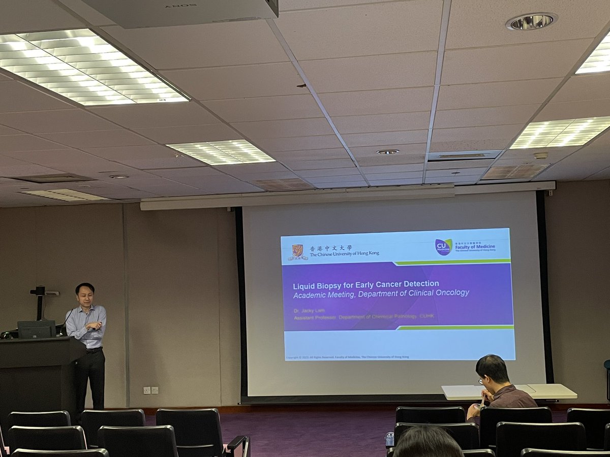 Prof Jacky Lam sharing at the @CUHKMedicine Department of Clinical Oncology Academic Meeting on liquid biopsy for early cancer detection #oncology