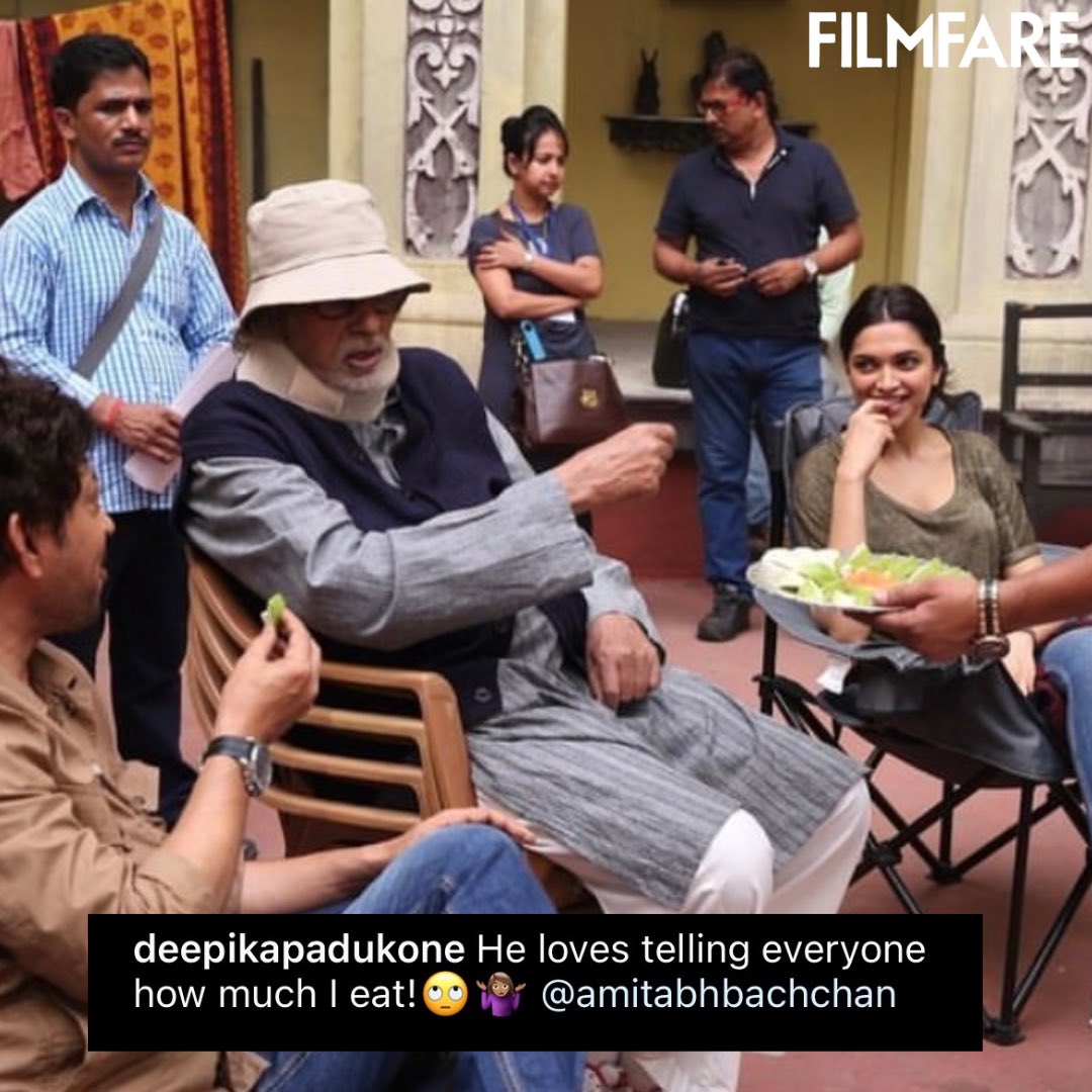 This father-daughter duo! 😍

#DeepikaPadukone shares a #throwback photo with #AmitabhBachchan and #IrrfanKhan on #Piku’s 9th anniversary.