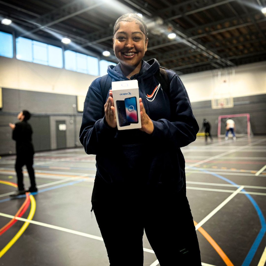 A massive thank you to TCL Mobile UK who recently donated 61 tablets and mobile phones. We were able to distribute these with our partners @RDFSport to help their young basketballers stay connected 🏀📱 #tinhenmanfoundation #socialimpact