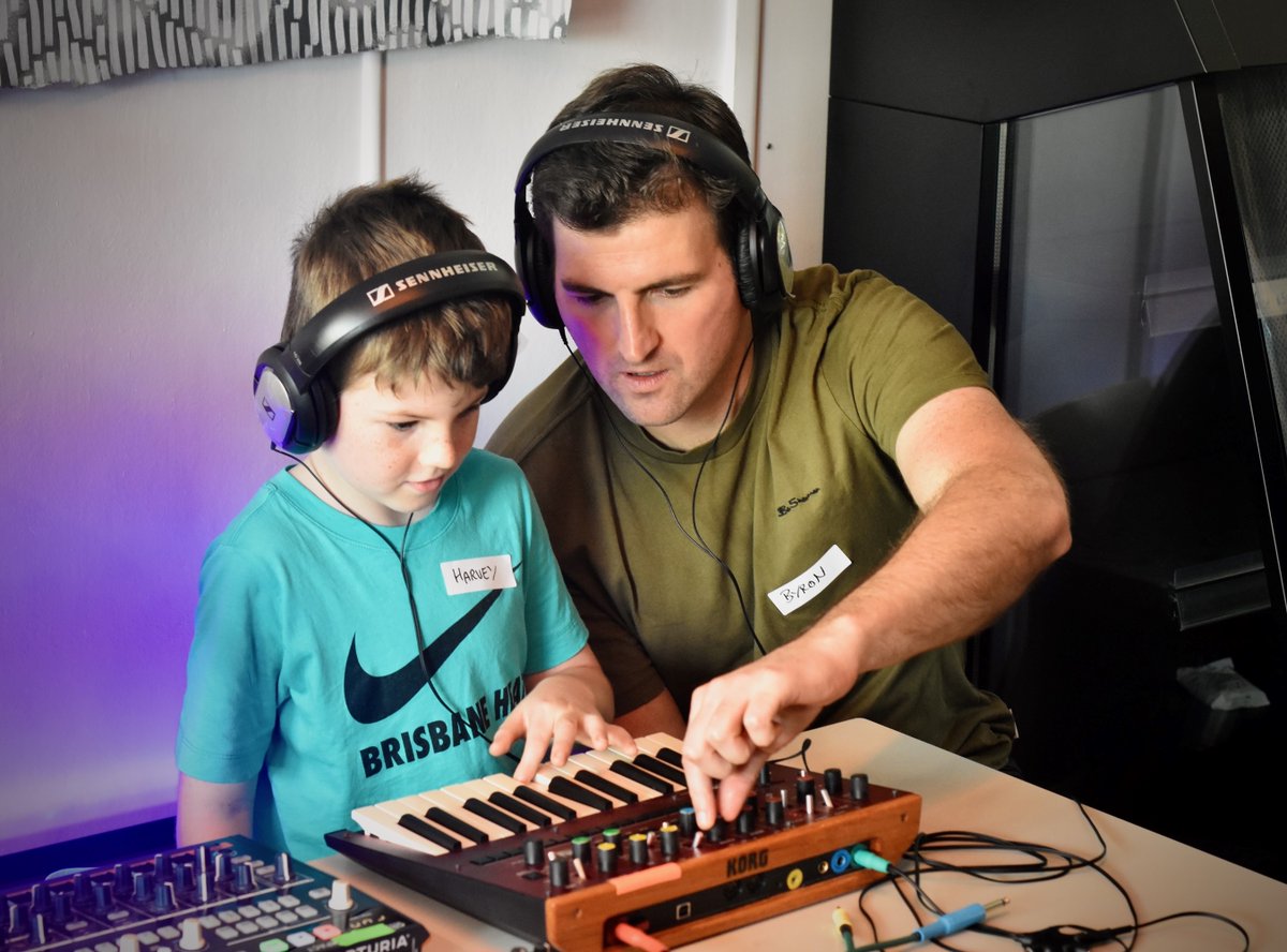 Calling all families! Learn about synths and audio at this session of Family Make It Club! Perfect for creatives of all ages, this event offers a fun, hands-on experience to explore the world of sound together. Saturday 18 May at 1 pm. FREE. Book now! ow.ly/WWOS50RybVr