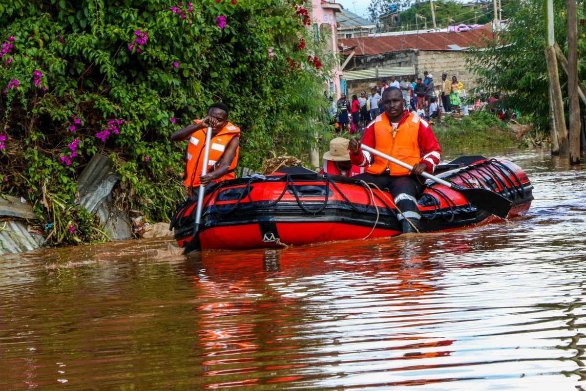 Recent flooding has claimed lives and displaced thousands in East Africa. Through @IFRC_DREF, 🇦🇺 supports local response efforts coordinated by @trcs1962, @KenyaRedCross and @croix_rougebdi. #RedCrossDay #RedCrescentDay