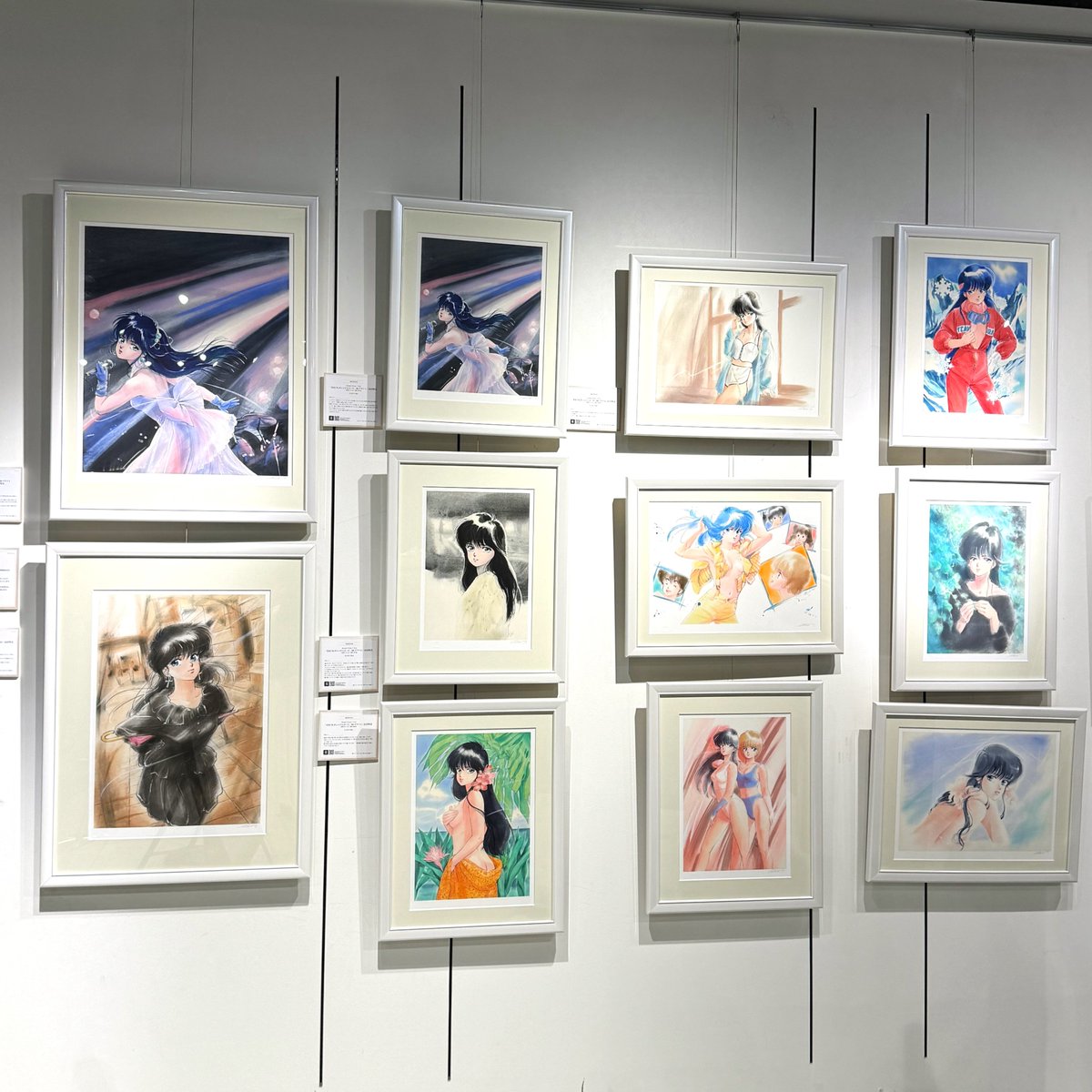 At the ongoing Kimagure Orange ☆ Road 40th Anniversary Exhibition, not only are there new 88Graph, but all previously released 88Graph pieces are on display as well! We really wanted to give them more space, but due to venue limitations, this is how it turned out. Still, it’s a