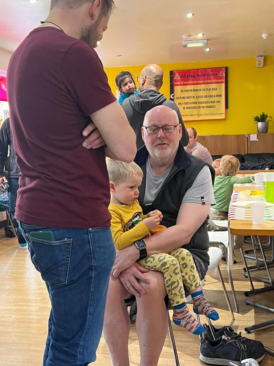 Great fun at Leeds Dads &Kids Walk! 📣 It’s been rough at home so this is an escape 📣 The kids love it & it’s good for me too! Join us 10-12 this Sat 11 May FREE SOFTPLAY @ Little Angels, Beeston LS11 7DF FREE tea and toast! leedsdads.org/events/ to book Bring a Dad Pal!